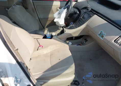 2010 Toyota Prius Iii z USA, uszkodzony, nr VIN JTDKN3DU1A0187422